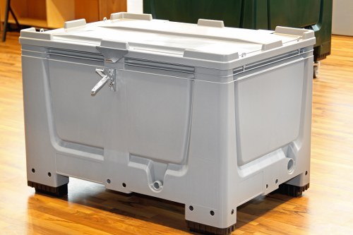 Lockable skip ensuring secure waste disposal